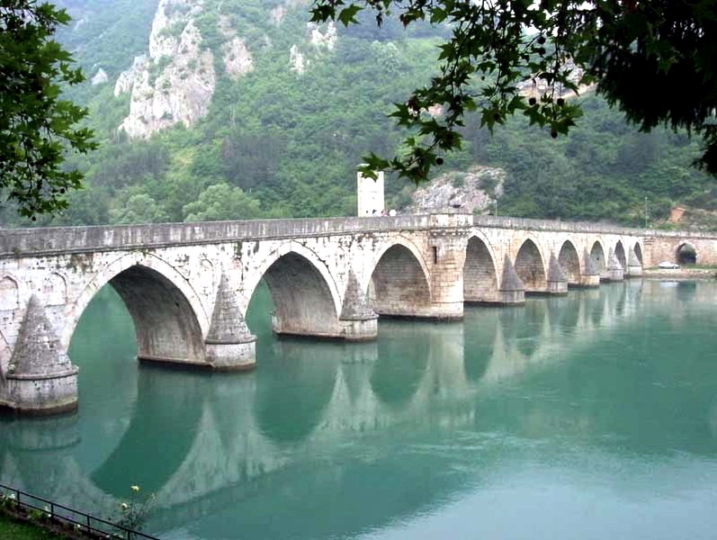 Słynny most na Drinie