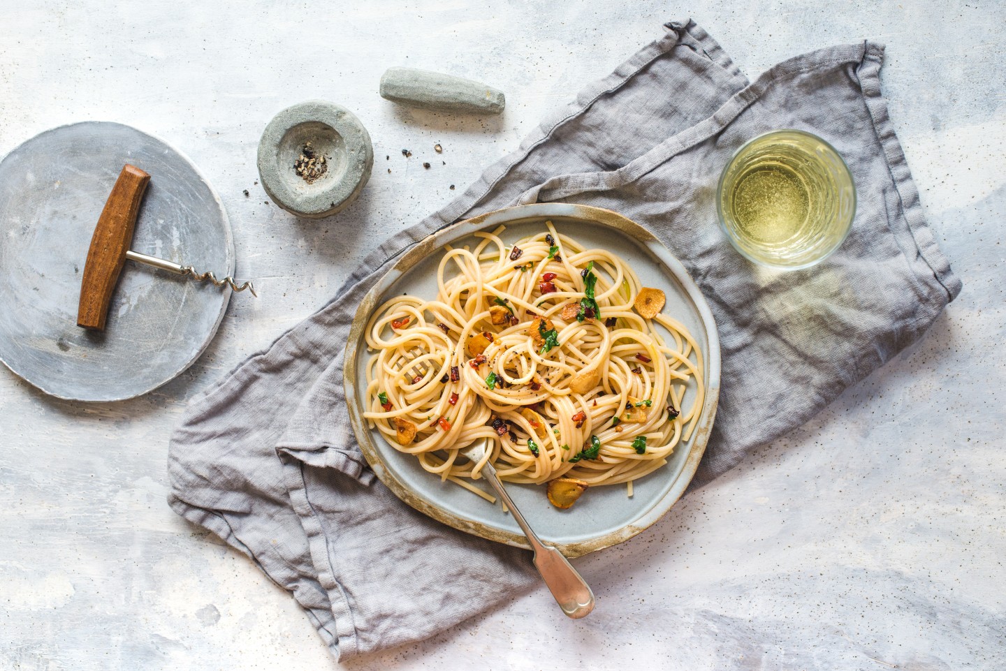 spaghetti aglio olio peperoncino