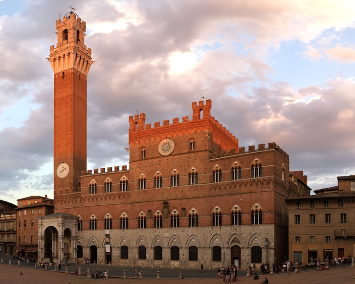 Palazzo Pubblico, Siena, fot. Luca Florio / Unsplash