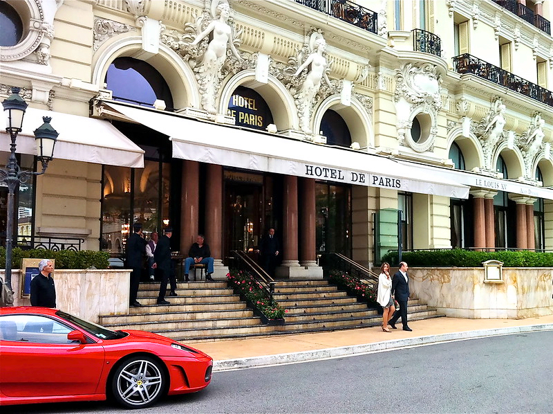 Hôtel de Paris Monte-Carlo w Monako, fot. Fabio / Flickr, CC BY-NC-SA 2.0