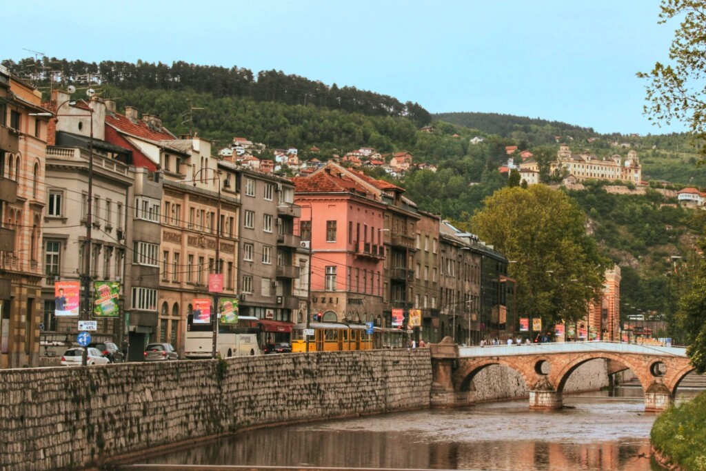 Most Łaciński dzisiaj