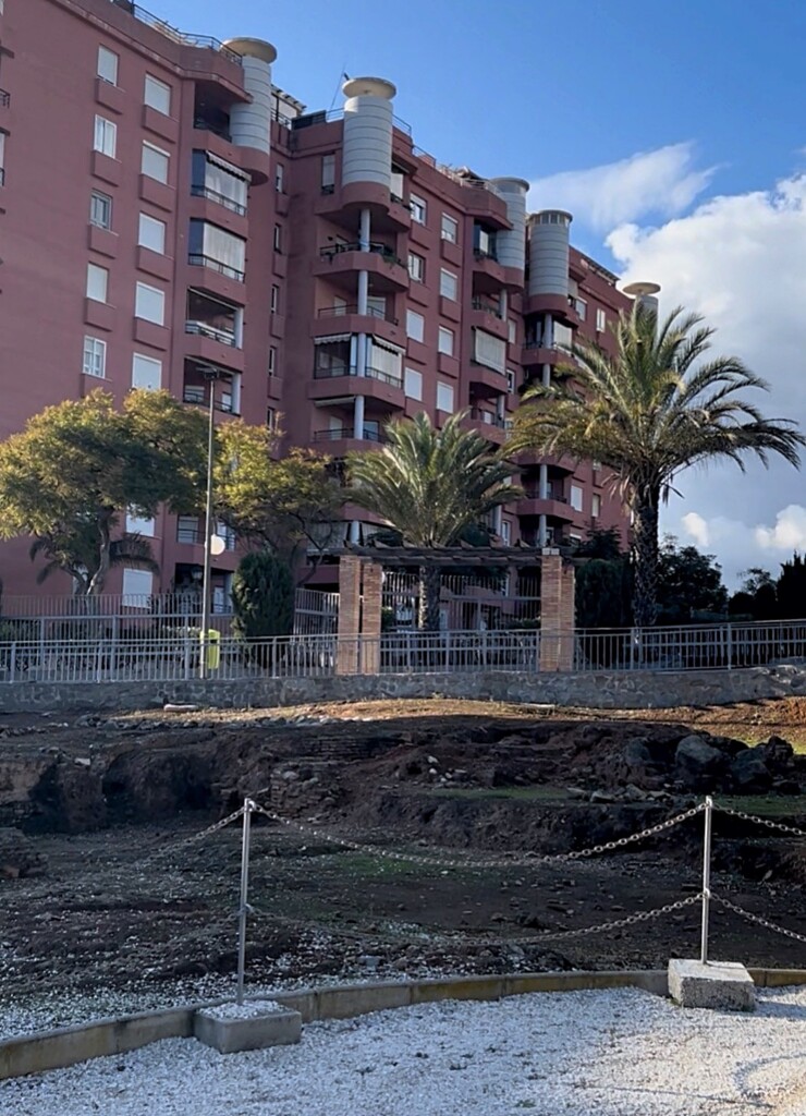 Parque Yacimiento Romano w mieście Fuengirola; więcej zobaczyć można np. tutaj